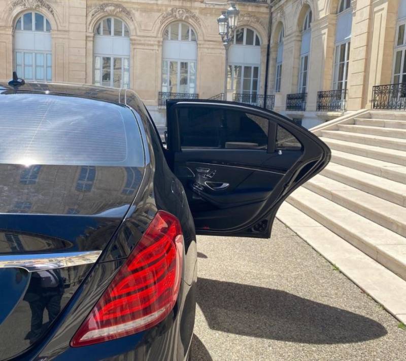 Louer une voiture de prestige pour un évènement sur Marseille